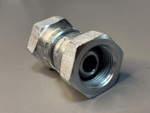 Адаптер DK 20x1,5 (Г) - DK 20x1,5 (Г)