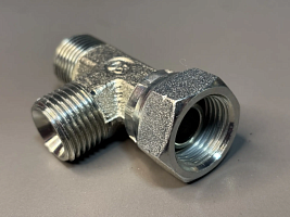 Адаптер тройник DK 20x1,5 (Г) - DK 20x1,5 (Ш) - DK 20x1,5 (Ш)
